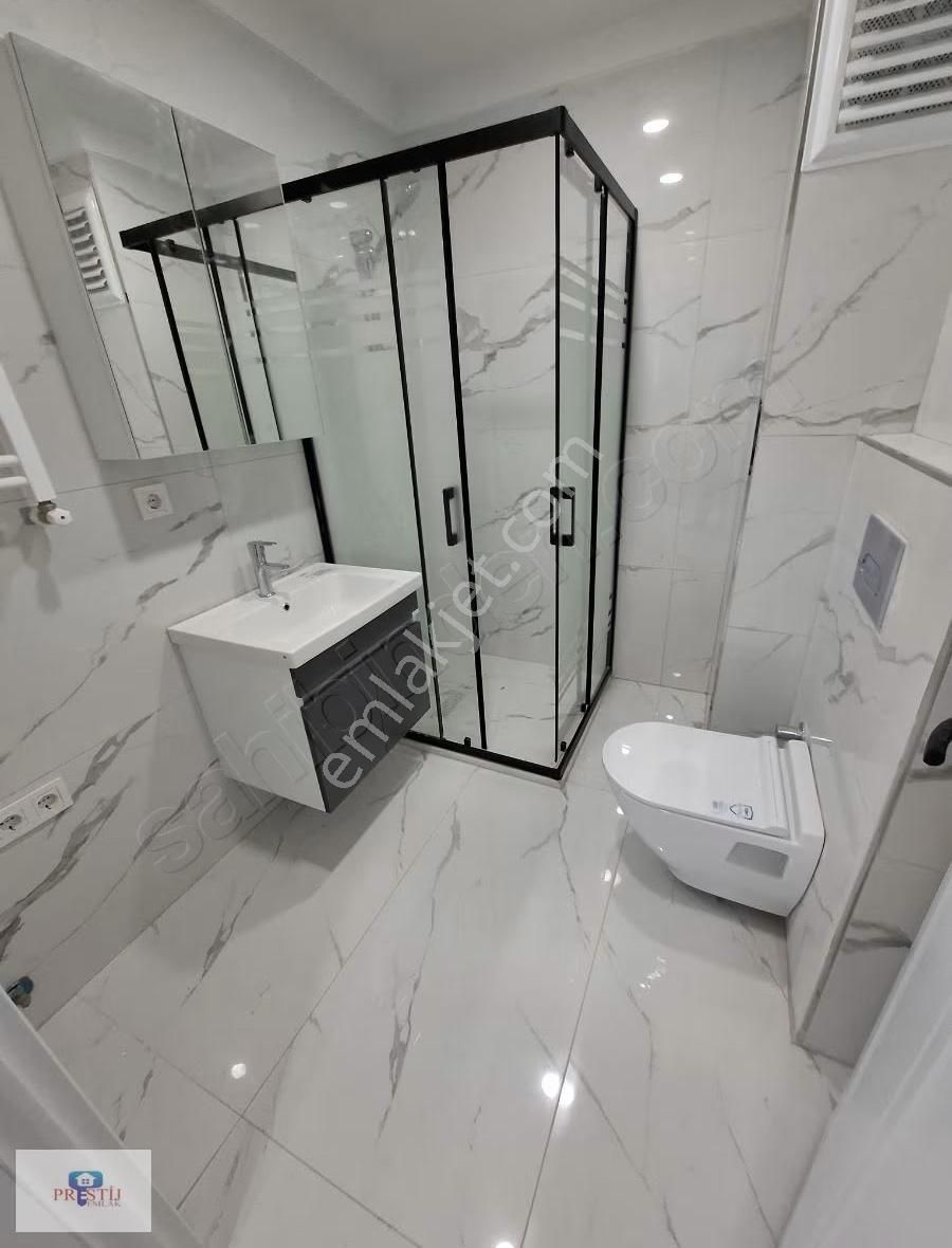 Prestij'den Metro Durağı Hemen Dibinde/ Mükemmel 1+1 Boş Daire - Görsel 3