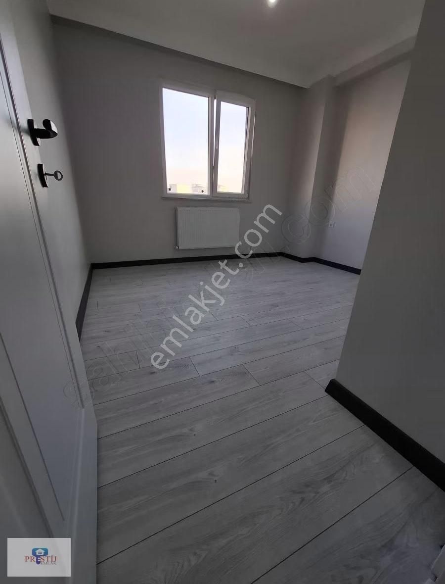 Prestij'den Metro Durağı Hemen Dibinde/ Mükemmel 1+1 Boş Daire - Görsel 9