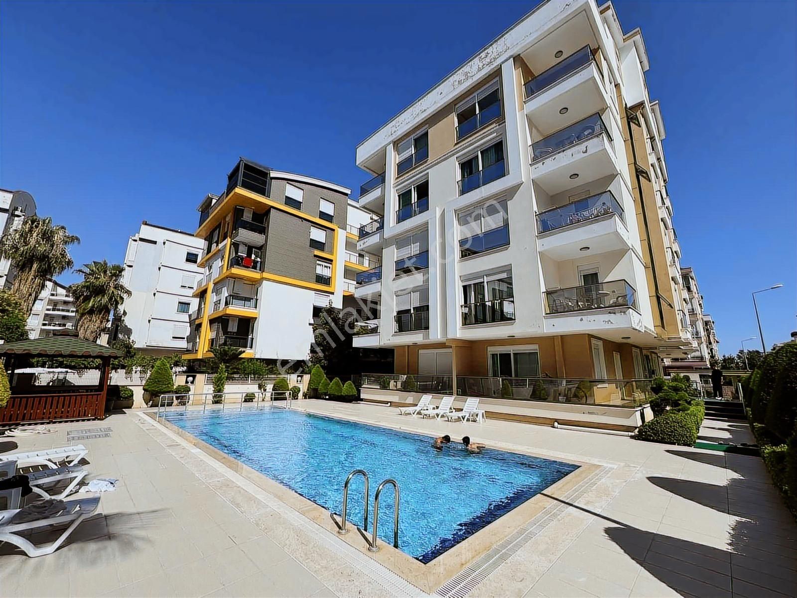 Antalya Konyaaltı Tertemiz Sıfır Klimalı 4+1 Tertemiz Boş - Görsel 7