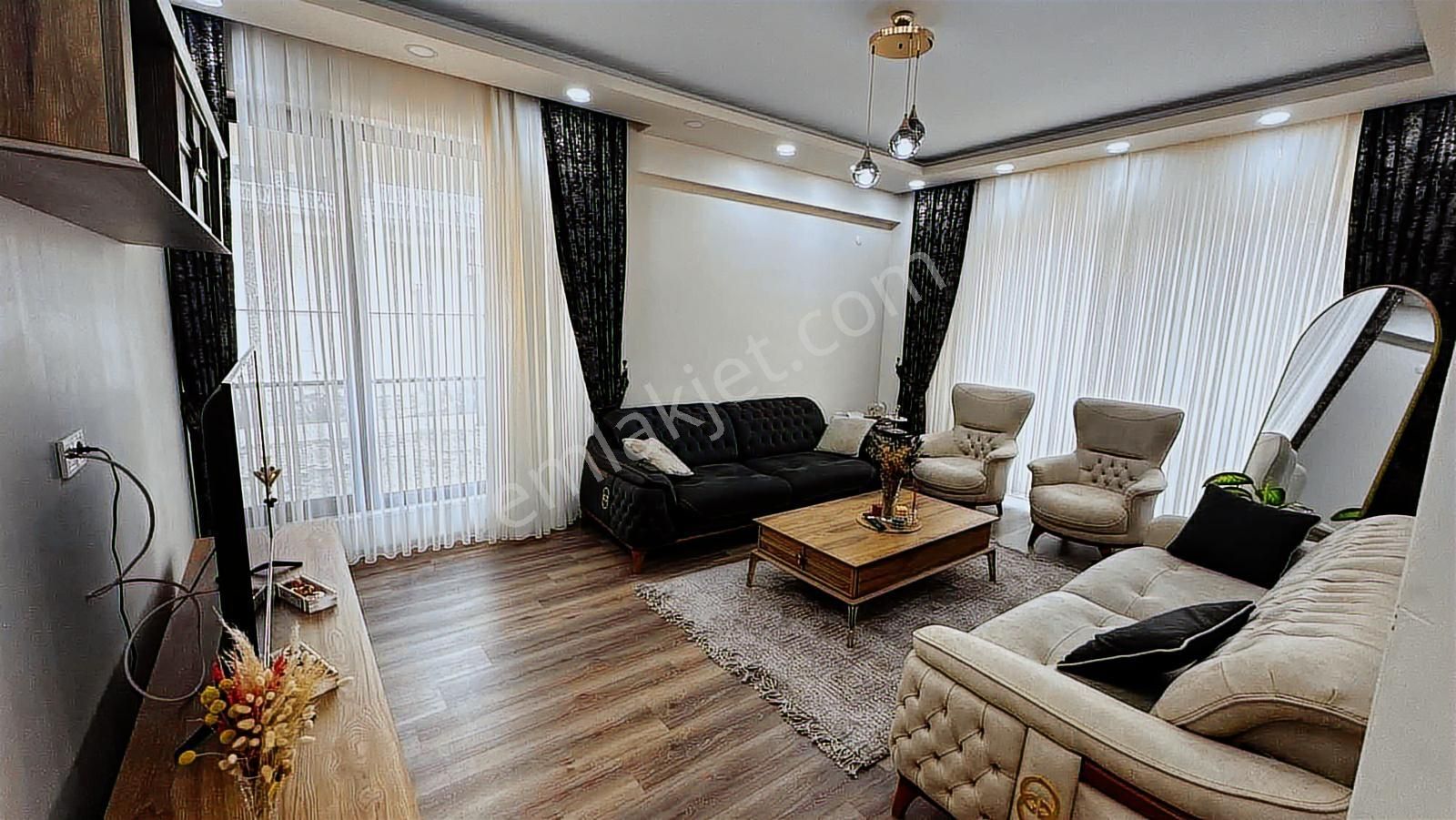 Sultaniye Site İçinde | Çok Geniş 2+1 3+1 Ferahlığında - Görsel 10