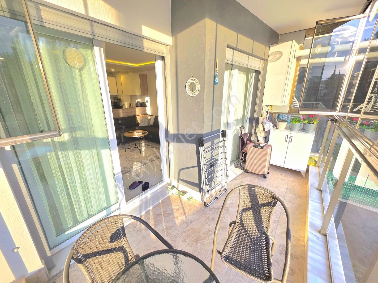 Kuşadasın'da Çift Banyolu Kat Mülkiyetli Satılık 1+1 Daire - Görsel 20