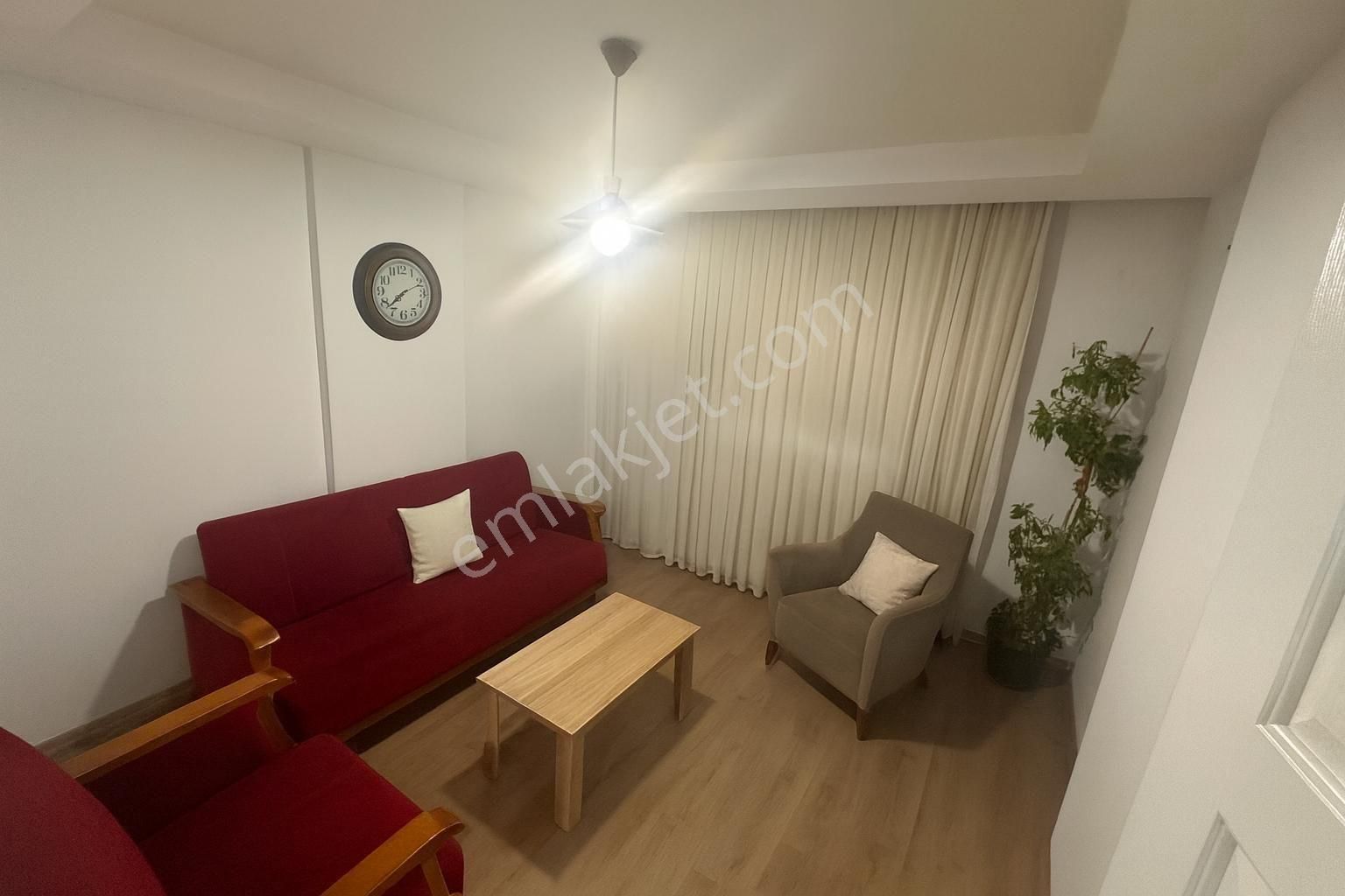 Akdeniz Mahallesin'de 3+1 K.mutfak Satılık Daire - Görsel 2