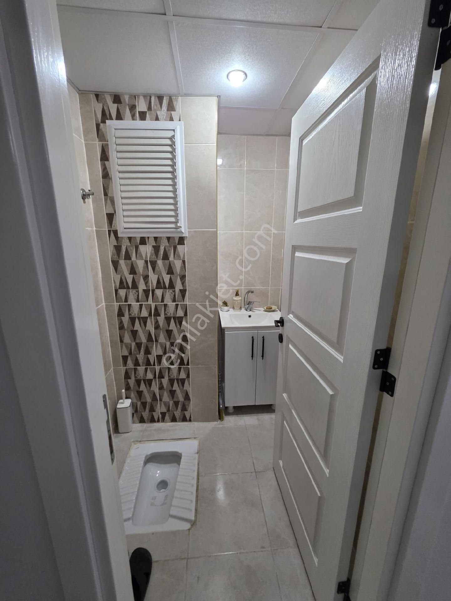 Akdeniz Mahallesin'de 3+1 K.mutfak Satılık Daire - Görsel 8