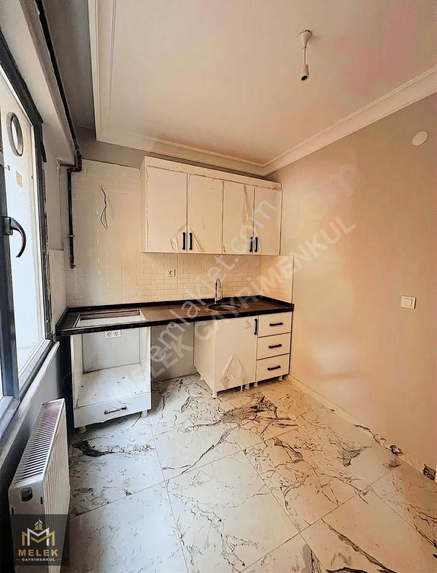 Melek Gayrimenkulden Halkalıda Acil Satılık Sıfır Daire - Görsel 16