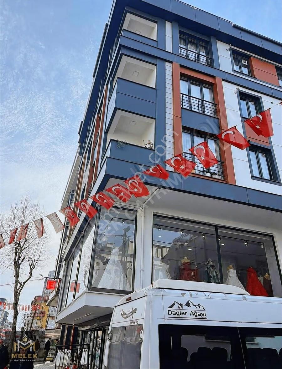 Melek Gayrimenkulden Halkalıda Acil Satılık Sıfır Daire