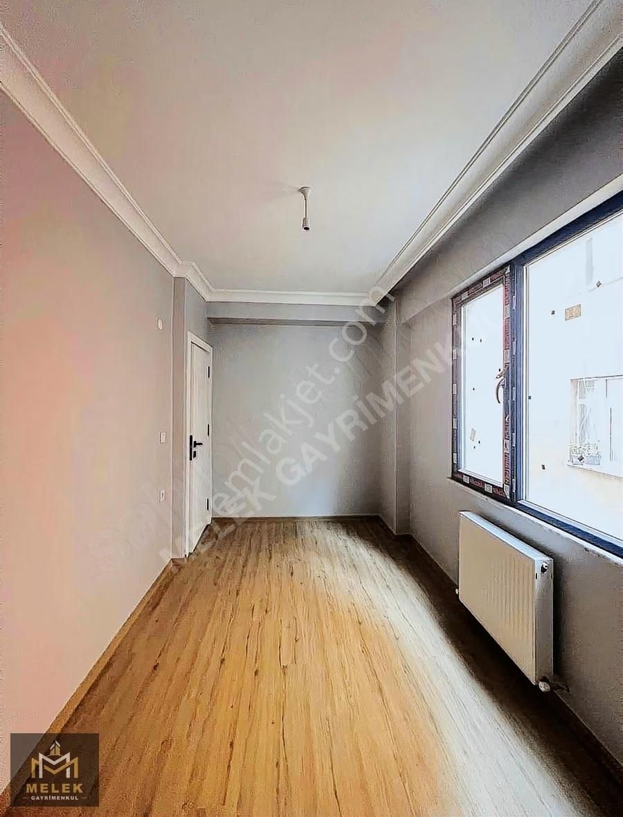 Melek Gayrimenkulden Halkalıda Acil Satılık Sıfır Daire - Görsel 11