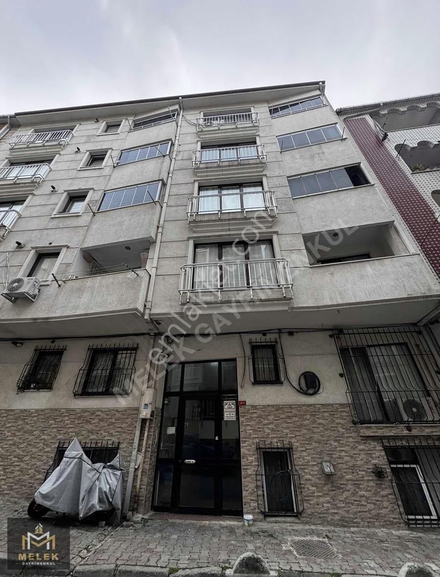 Melek'emlaktan Menderes De Kiralık Yeni Daire Kat 4 Asansörlü - Görsel 7