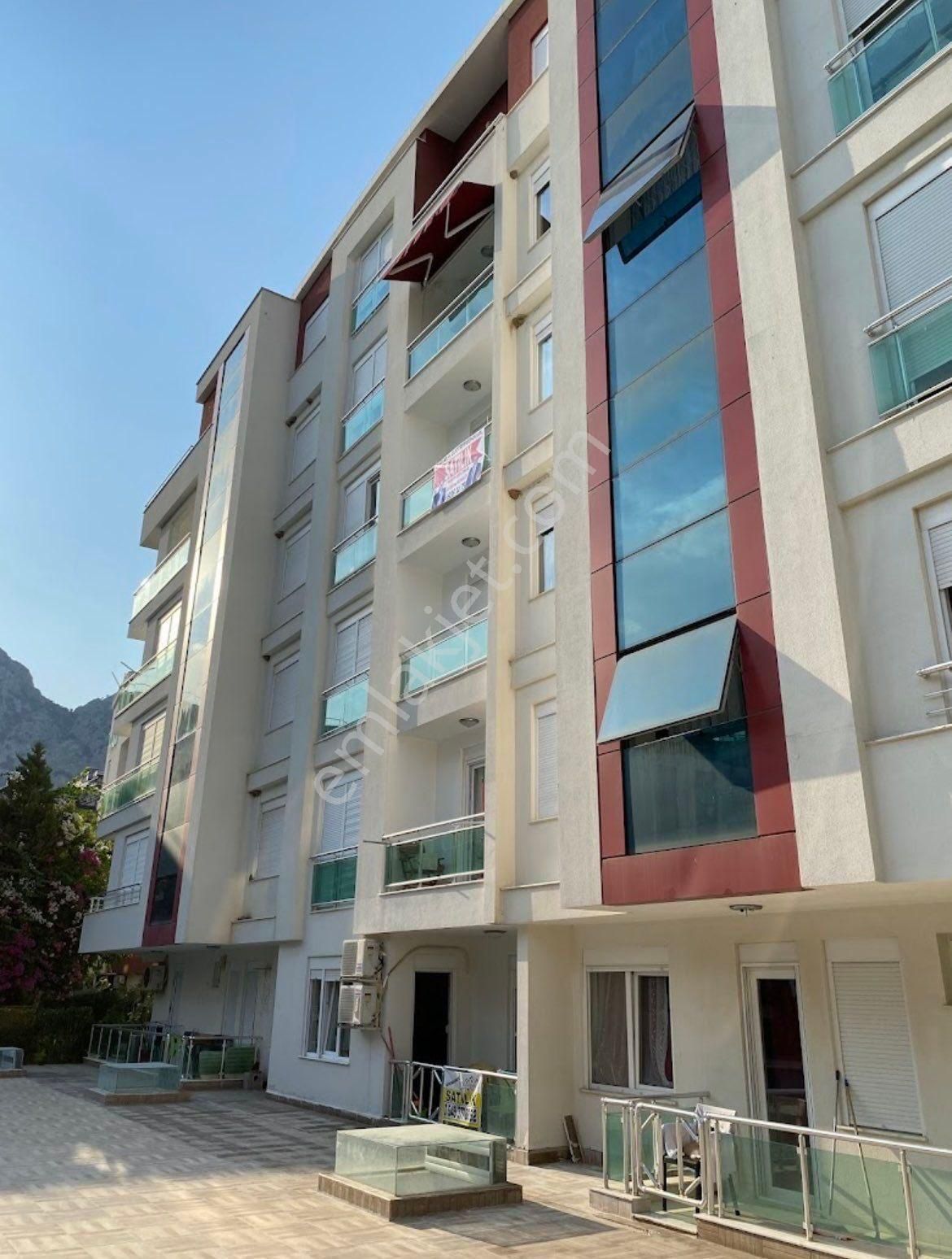 Antalya Konyaaltı Hurma Site İçi Fırsat 1+1 Eşyalı Kiralık
