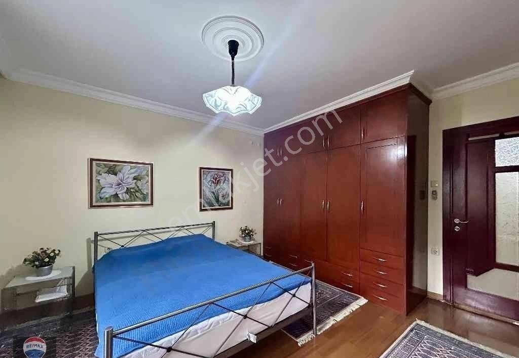 Kuşadası Bayraklıdede Mahallesi'nde 3+1 Satılık Daire Deniz Manzaralı - Görsel 11