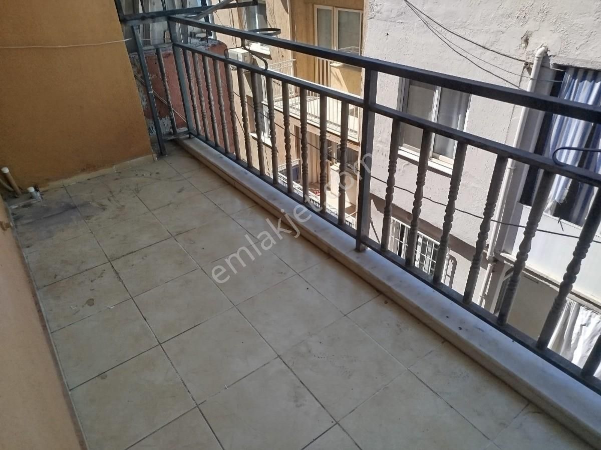 Manavkuyu Eczane Durağına Yakın Balkonlu 2+1 Kiralık Daire - Görsel 13