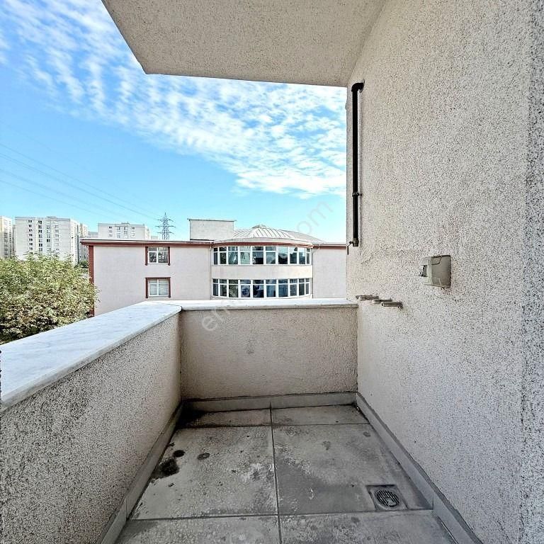 Cadde Üzerinde Kiralık 2+1 Ara Kat Daire - Görsel 8