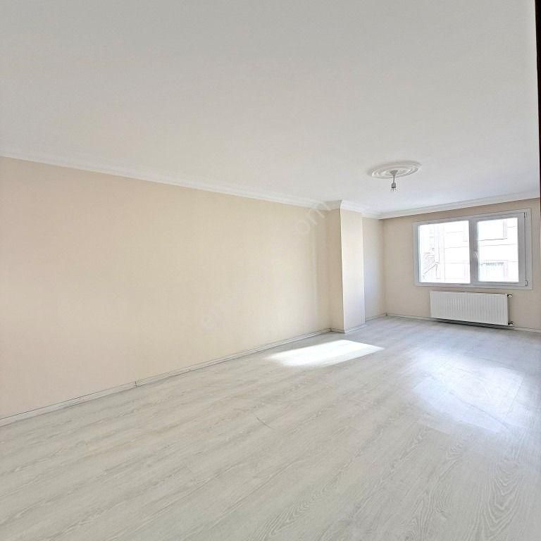 Cadde Üzerinde Kiralık 2+1 Ara Kat Daire - Görsel 10