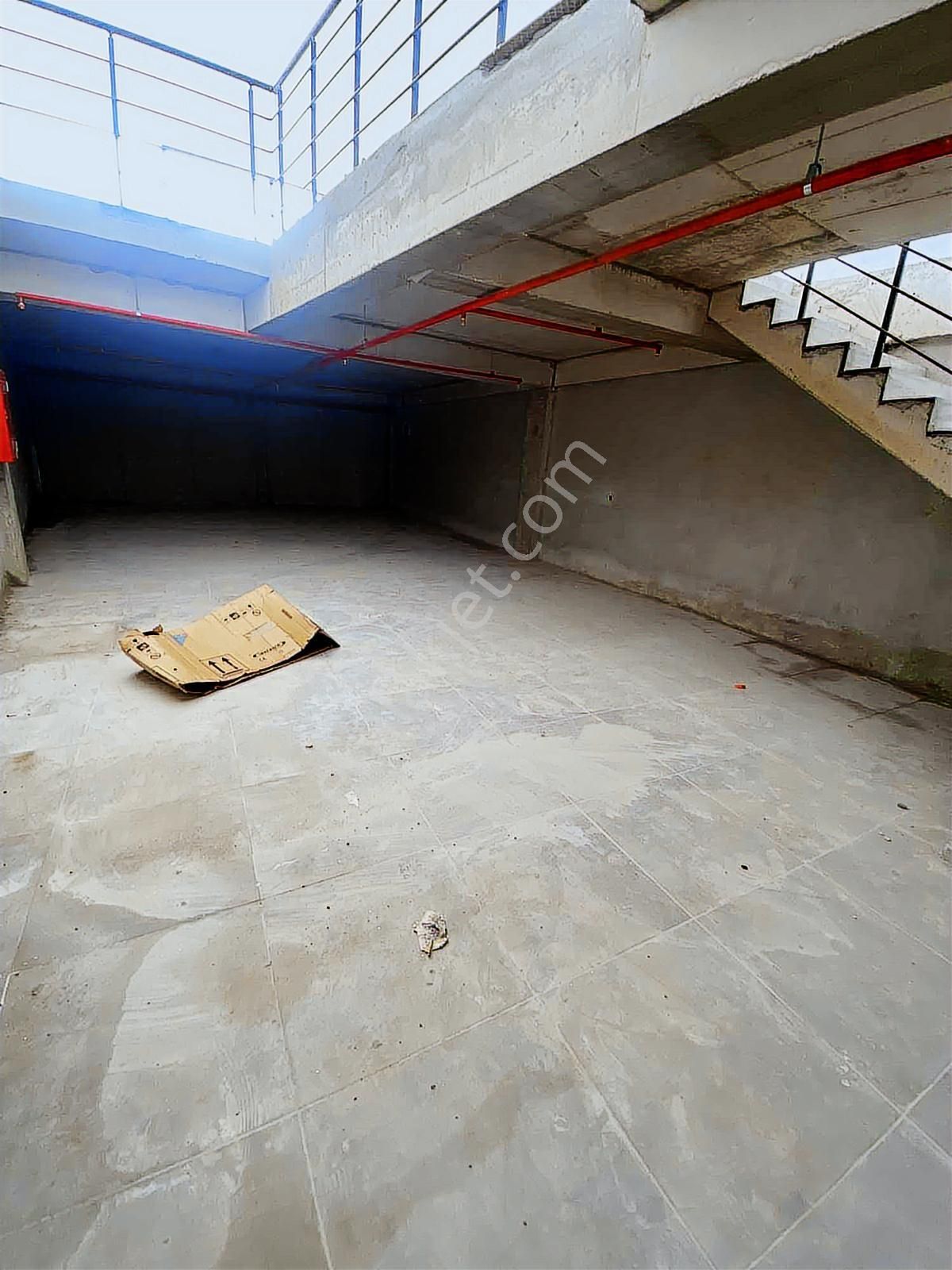 40'lık Yolda Kiralık İşyeri - Görsel 4