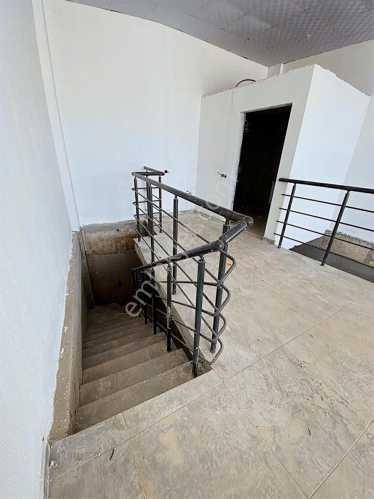 40'lık Yolda Kiralık İşyeri - Görsel 3