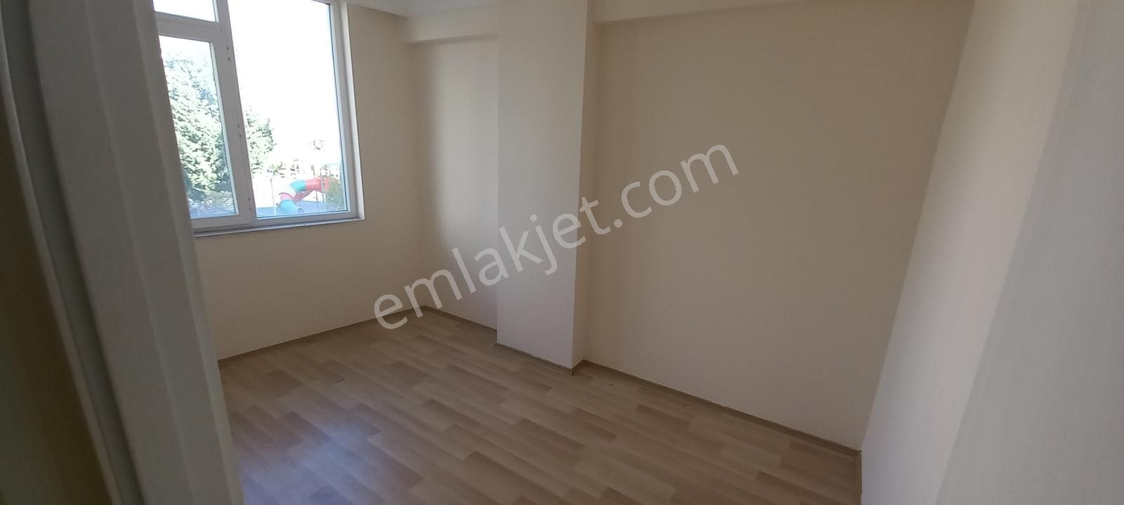 Konyaaltı Hurmada Merkezi Konumda Katta 2+1 Satılık Daire - Görsel 11