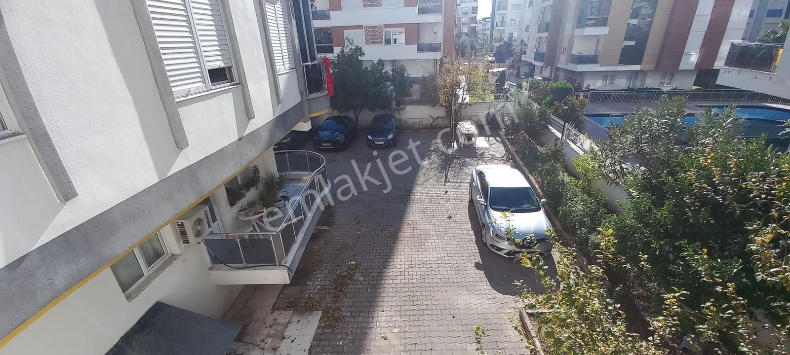 Konyaaltı Hurmada Merkezi Konumda Katta 2+1 Satılık Daire - Görsel 9