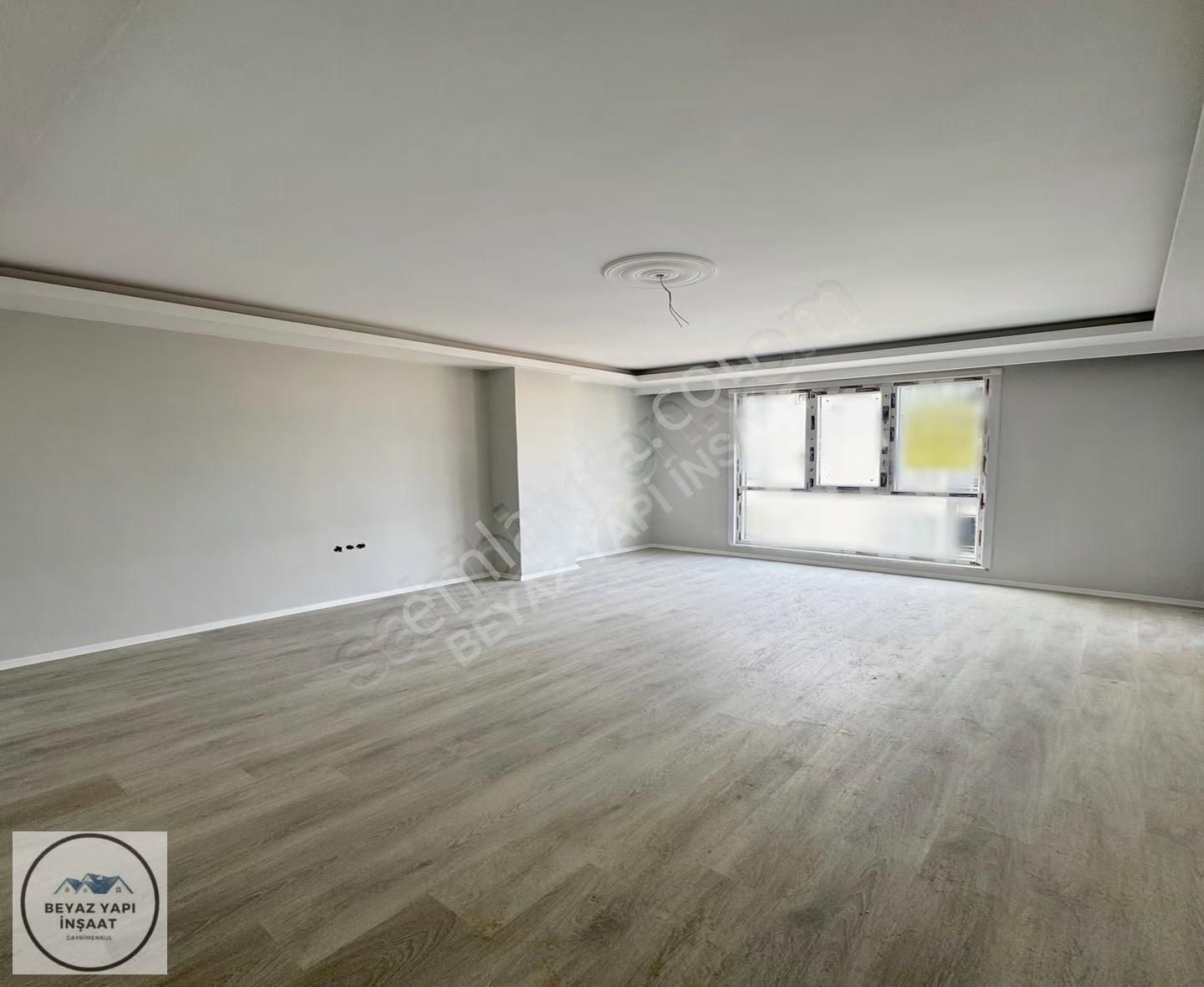 Beyaz Yapı'dan Caddeye Paralel Yüksek Kira Getirili 2+1 Ara Kat