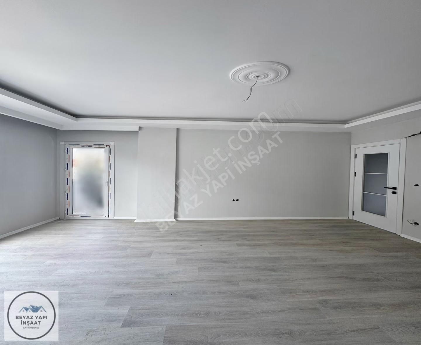 Beyaz Yapı'dan Caddeye Paralel Yüksek Kira Getirili 2+1 Ara Kat - Görsel 17