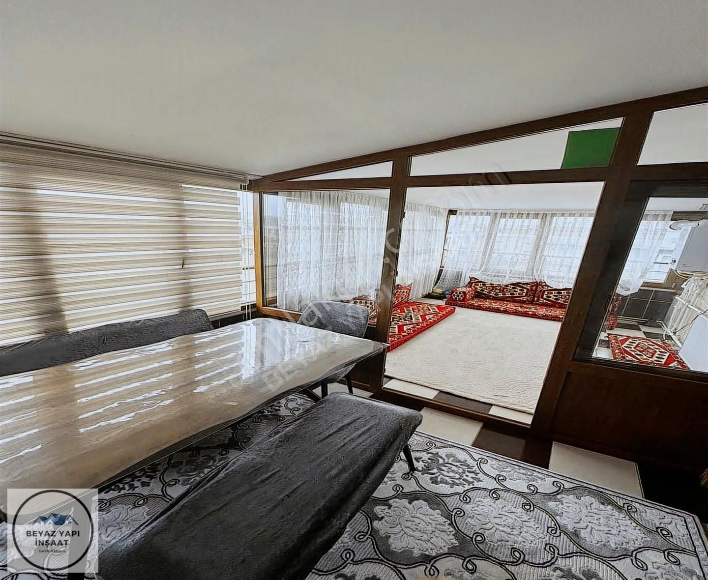 Beyaz Yapı'dan Teraslı Balkonlu Geniş Aile Yaşamına Uygun 4+1 - Görsel 15