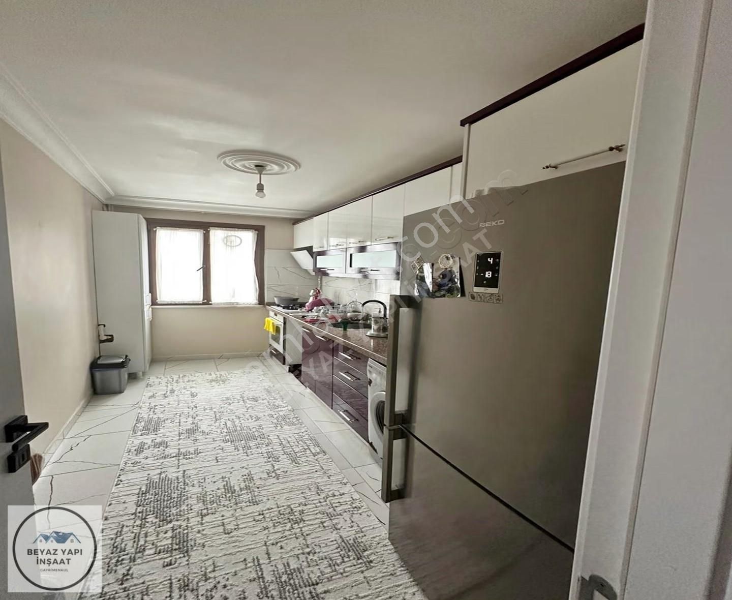 Beyaz Yapı'dan Teraslı Balkonlu Geniş Aile Yaşamına Uygun 4+1 - Görsel 20