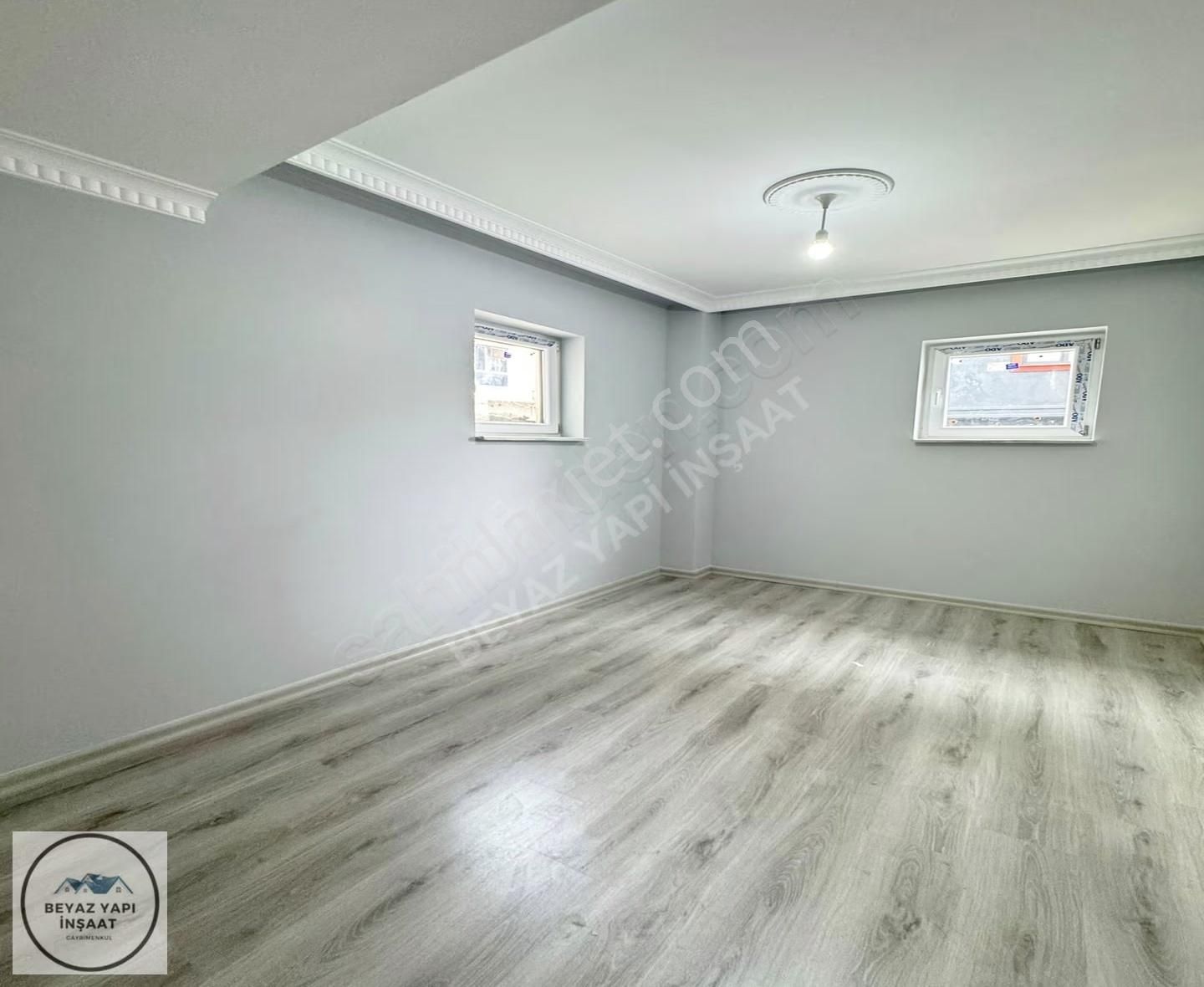 Beyaz Yapıdan Konforlu Yaşam Sunan Yüksek Kredili Yüsek Giriş - Görsel 24
