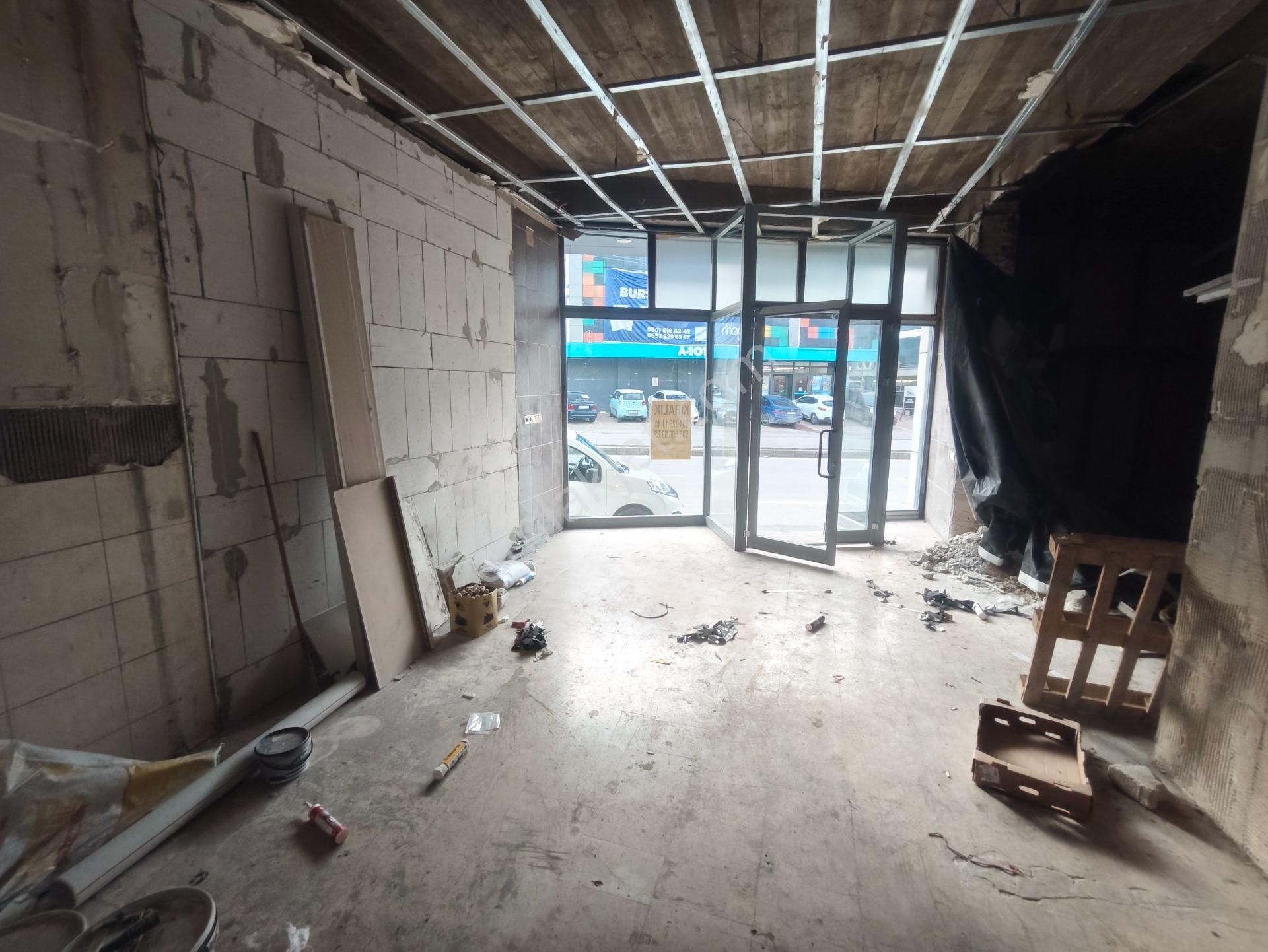 Beşevler Küçük Sanayi Girişinde Merkezi Konumda Kiralık Dükkan - Görsel 7