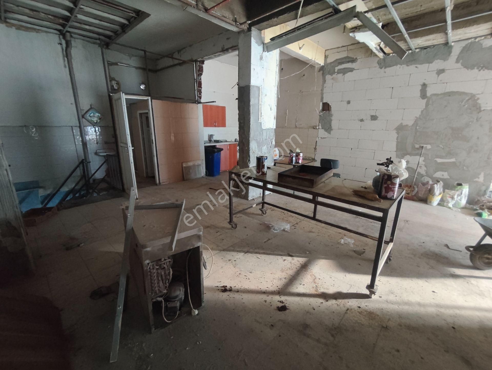 Beşevler Küçük Sanayi Girişinde Merkezi Konumda Kiralık Dükkan - Görsel 13