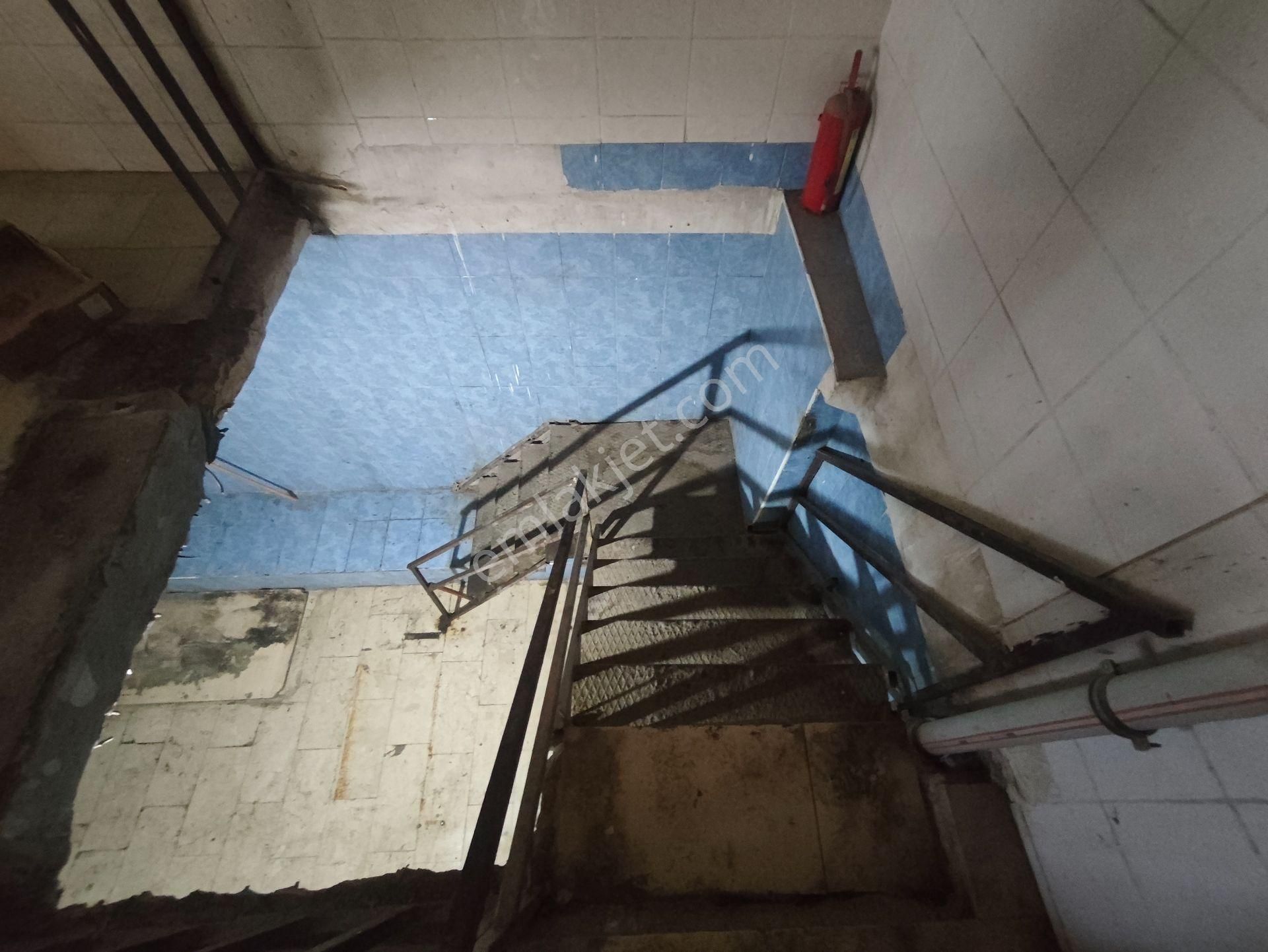 Beşevler Küçük Sanayi Girişinde Merkezi Konumda Kiralık Dükkan - Görsel 22