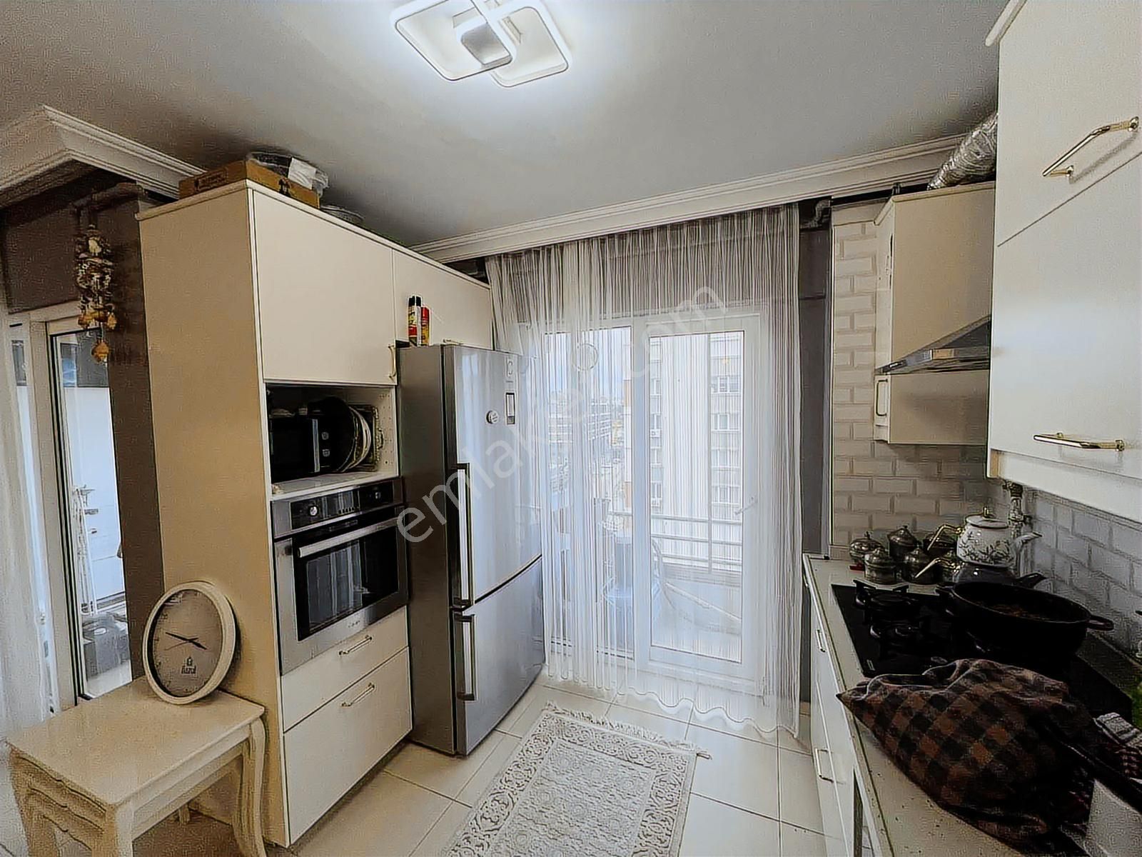 Antalya Konyaaltı Manzaralı Çok Donanımlı Sitede Masrafsız 3+1 - Görsel 9