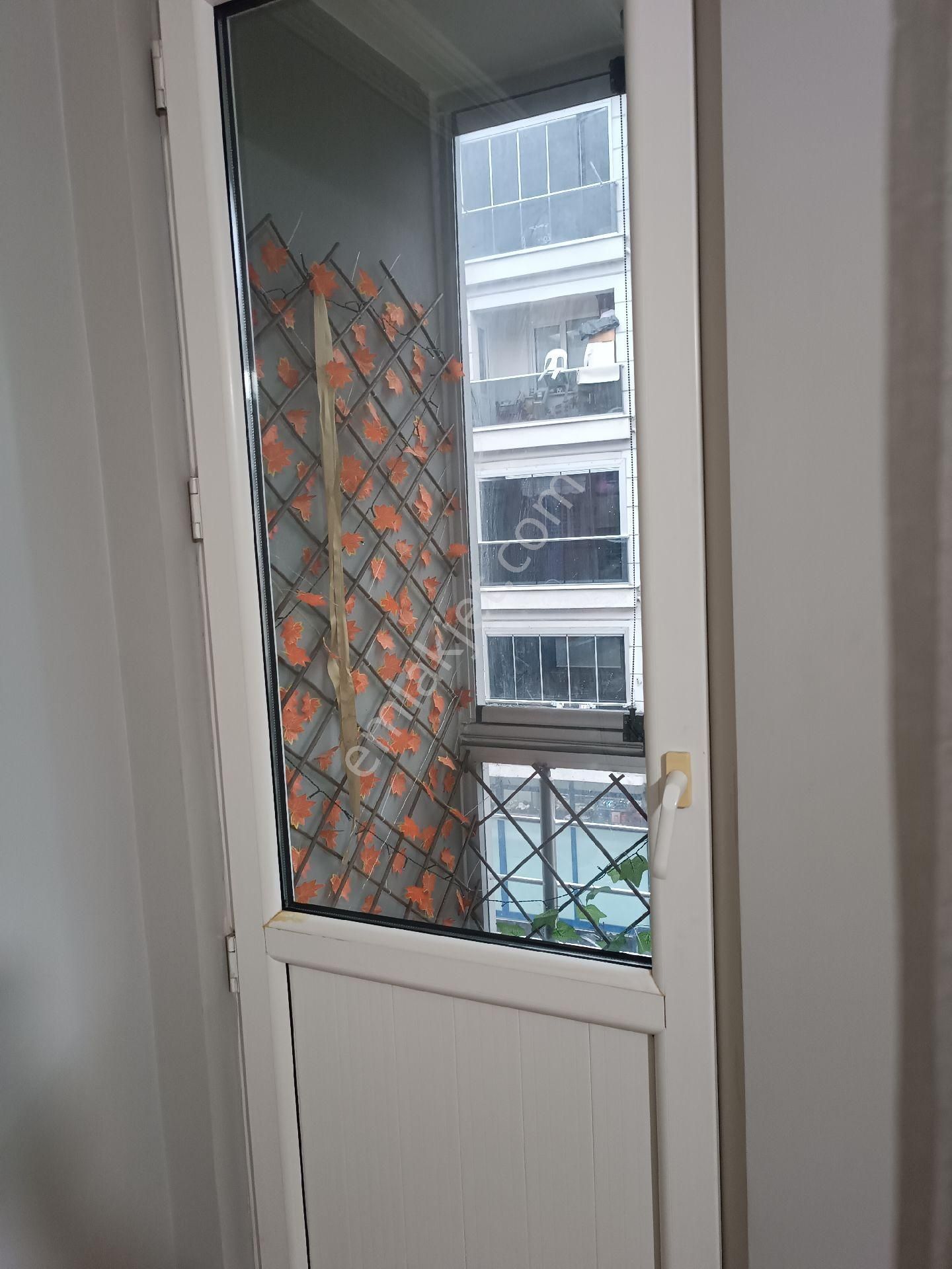 Metrobüse 5dk 3+1 Temiz Ara Kat Köşe Daire - Görsel 18