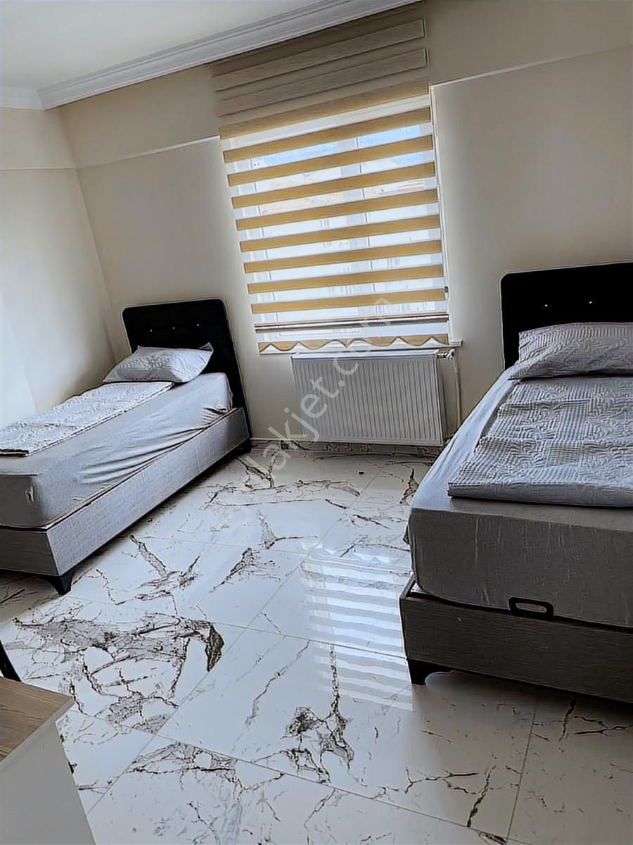 Çınarcık Teşvikiyede Satılık Eşyalı 3+2 Dubleks Daire - Görsel 12