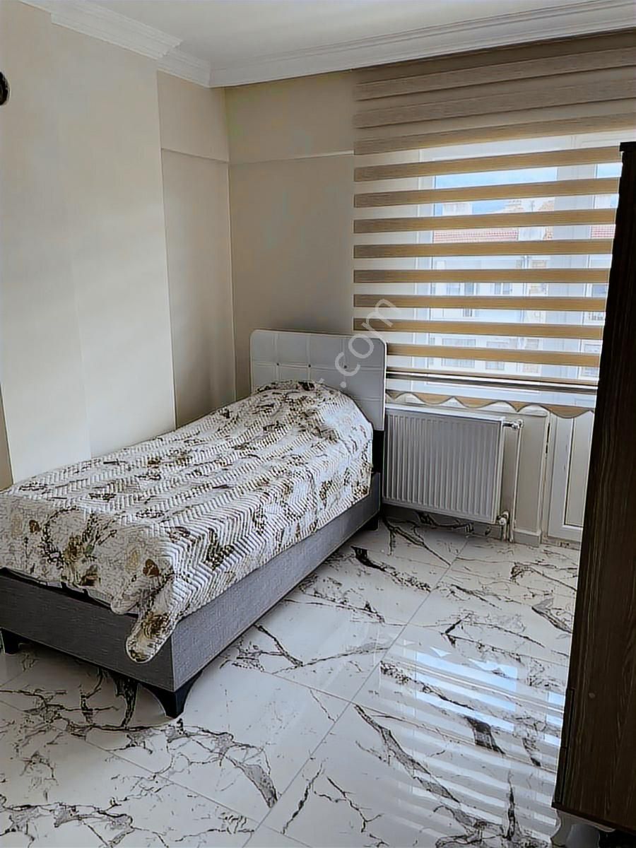 Çınarcık Teşvikiyede Satılık Eşyalı 3+2 Dubleks Daire - Görsel 4