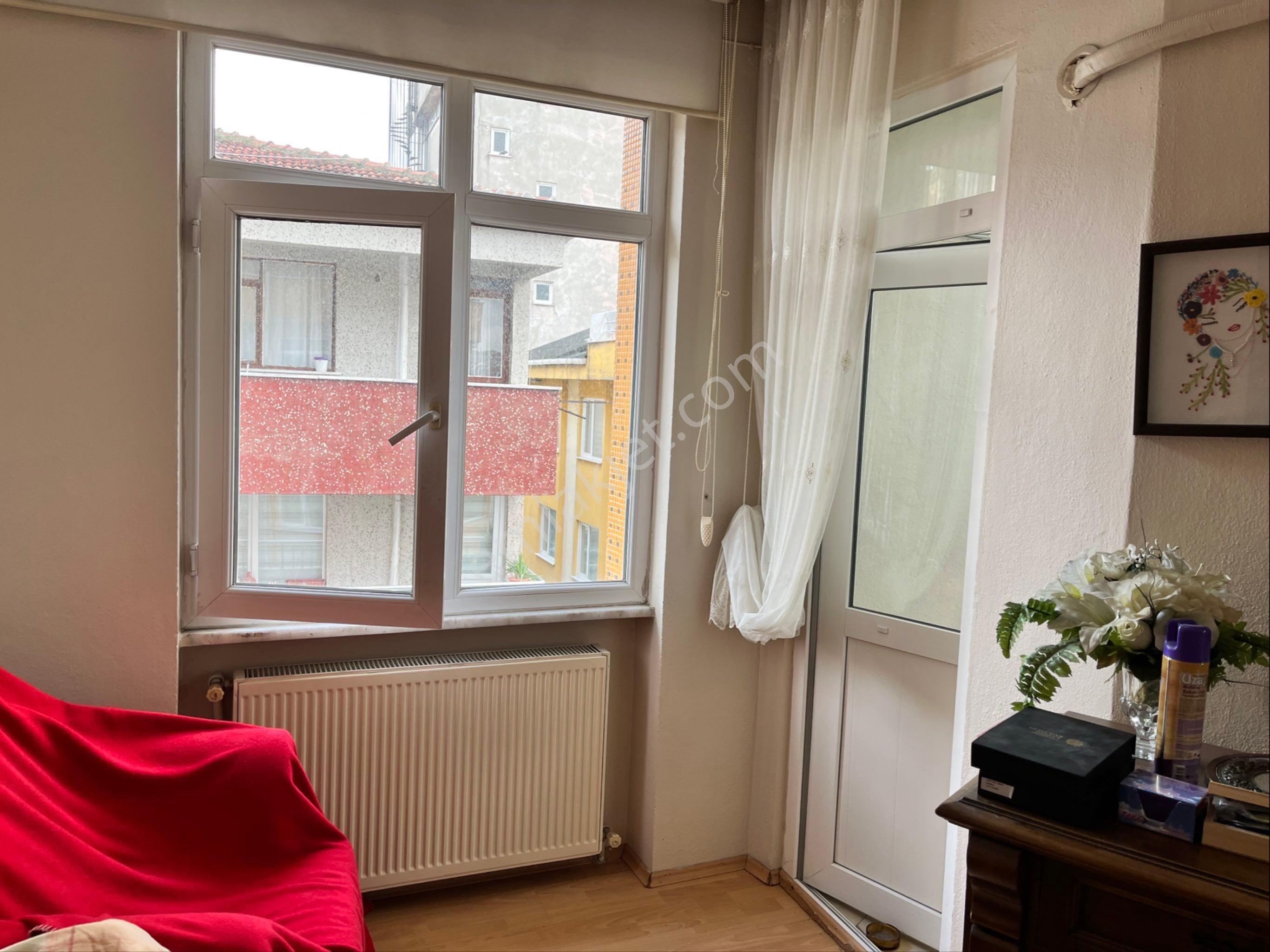 Yenilenmiş Geniş Ve Ferah 2+1 Şömineli Ankastreli Balkonlu Kapalı Otoparklı Kiralık Daire - Görsel 9
