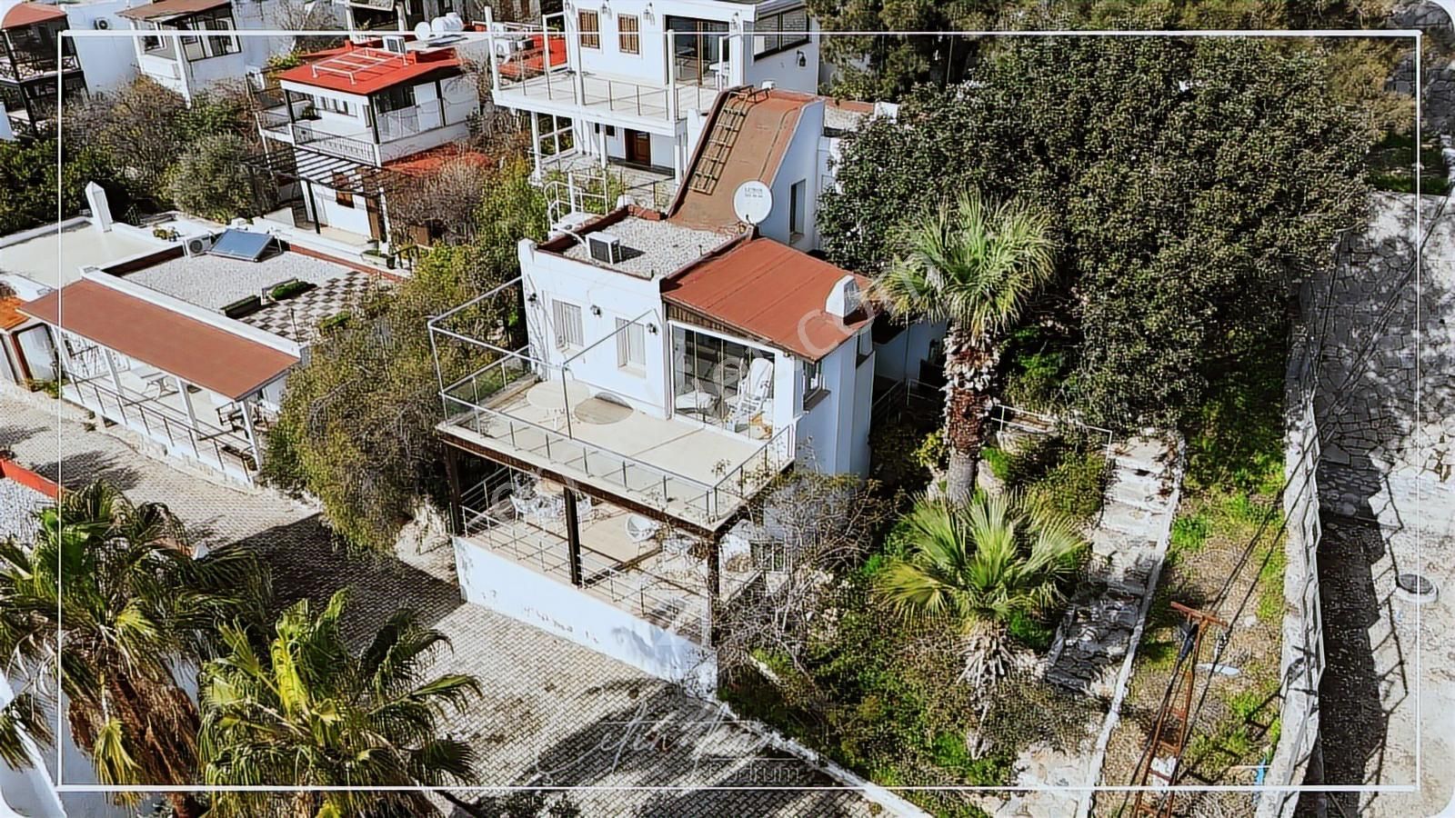 Bitez Aktur Da Alangülü Tipi Satılık Müstakil Villa