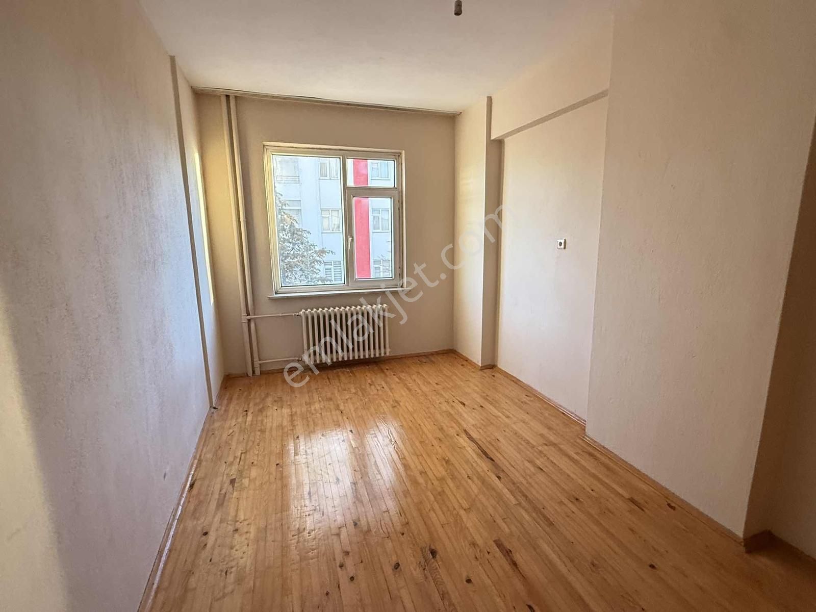 Net Emlaktan 3+1 Üniversite Karşısı Boş Ara Kat Güney Cephe - Görsel 31