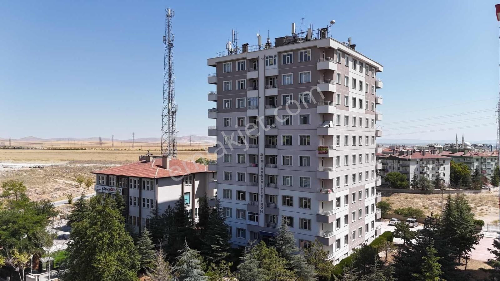 Net Emlaktan 3+1 Üniversite Karşısı Boş Ara Kat Güney Cephe