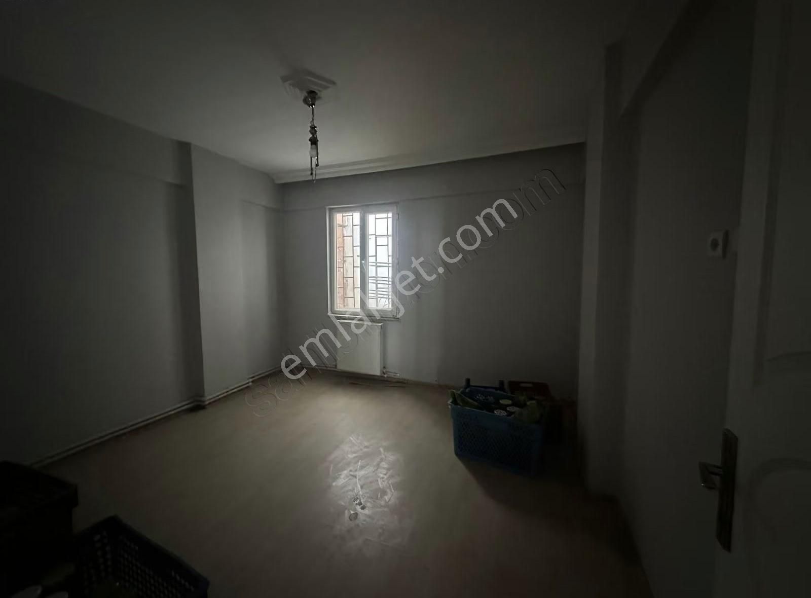 Bursa Emlak Alem-i Çarşı Merkezinde Arakat 2+1 80 M2 Asansörlü - Görsel 5