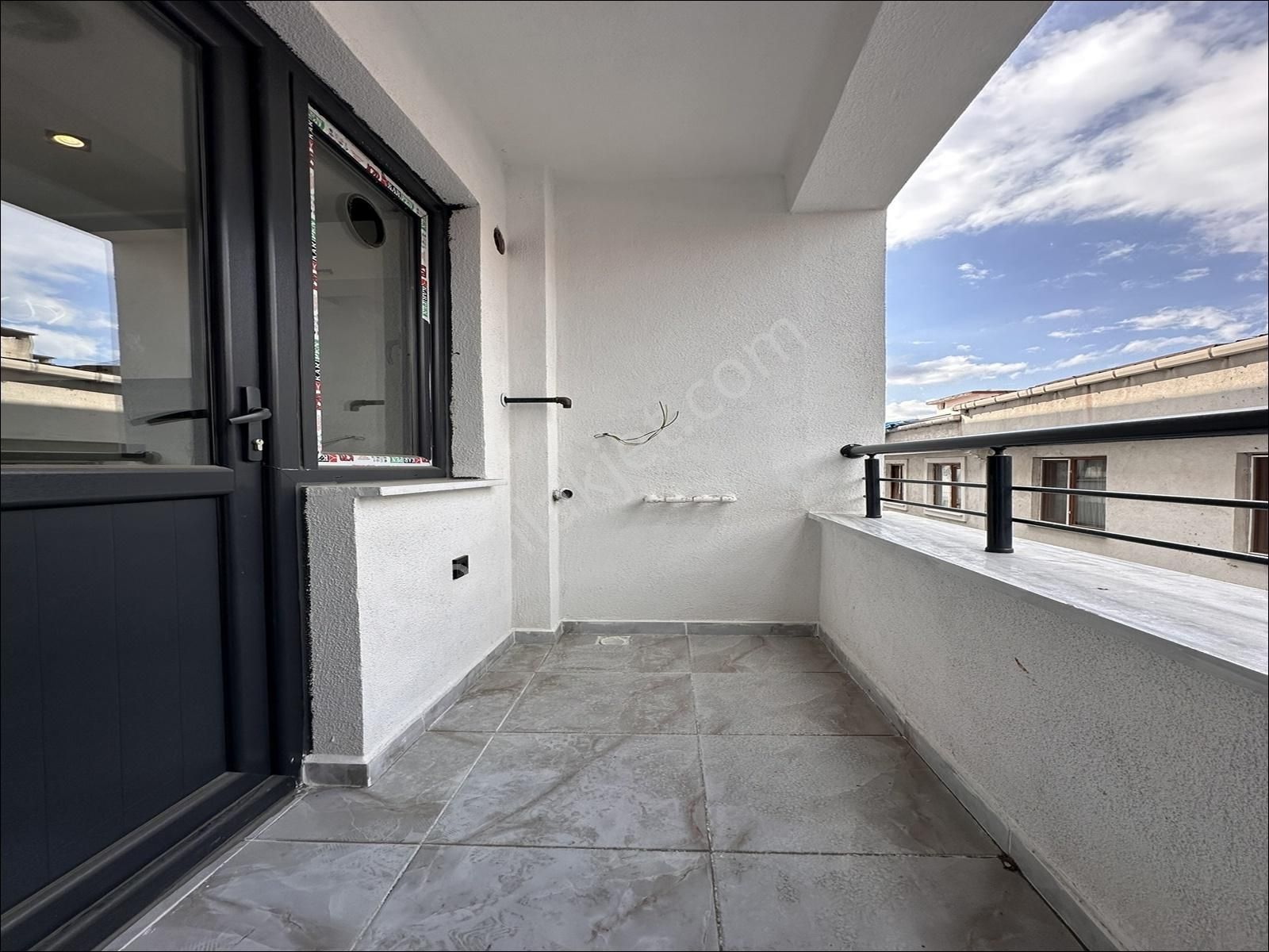 İlk Evime Uygun "0" Tem Otoyoluna 1 Dk Mesafede 2+1 Arakat Daire - Görsel 16