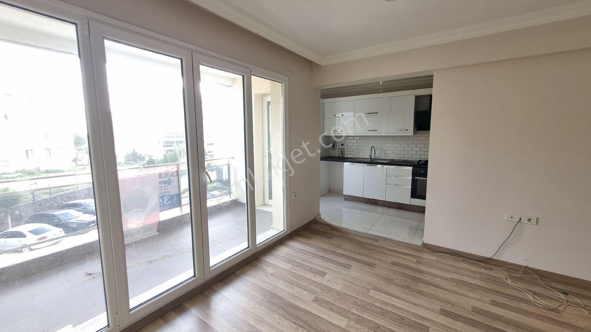 Menemen Yüzme Havuzlu Güvenlikli Sitede Ara Kat 2+1 Kiralık Daire - Görsel 17