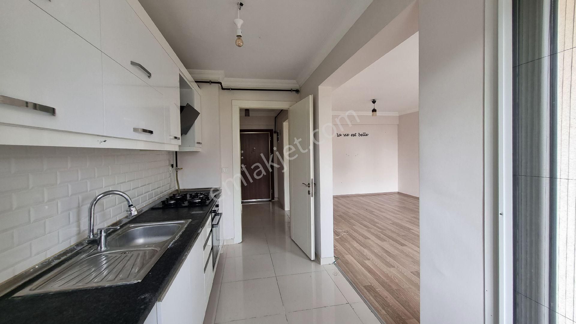 Menemen Yüzme Havuzlu Güvenlikli Sitede Ara Kat 2+1 Kiralık Daire - Görsel 20