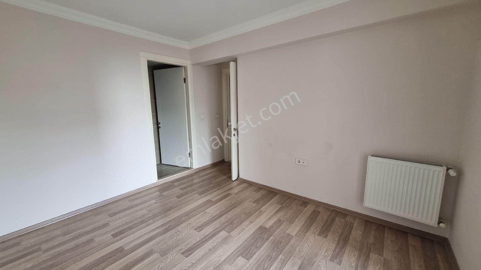 Menemen Yüzme Havuzlu Güvenlikli Sitede Ara Kat 2+1 Kiralık Daire - Görsel 31
