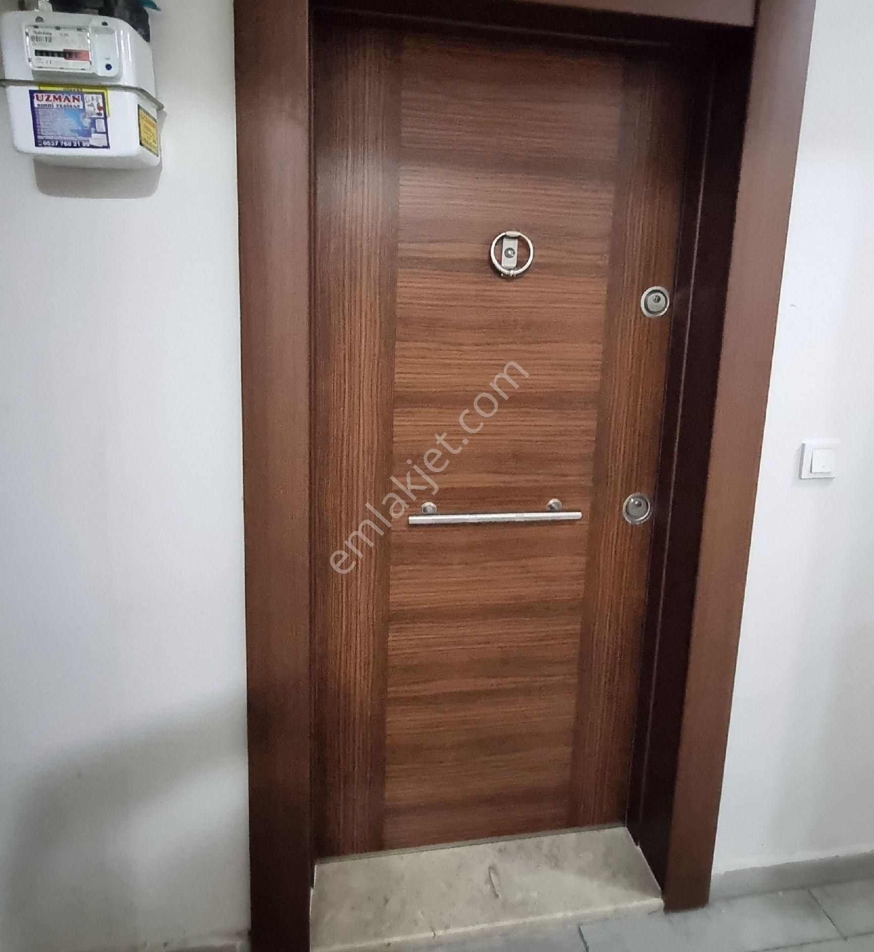 Menemen Yüzme Havuzlu Güvenlikli Sitede Ara Kat 2+1 Kiralık Daire - Görsel 9