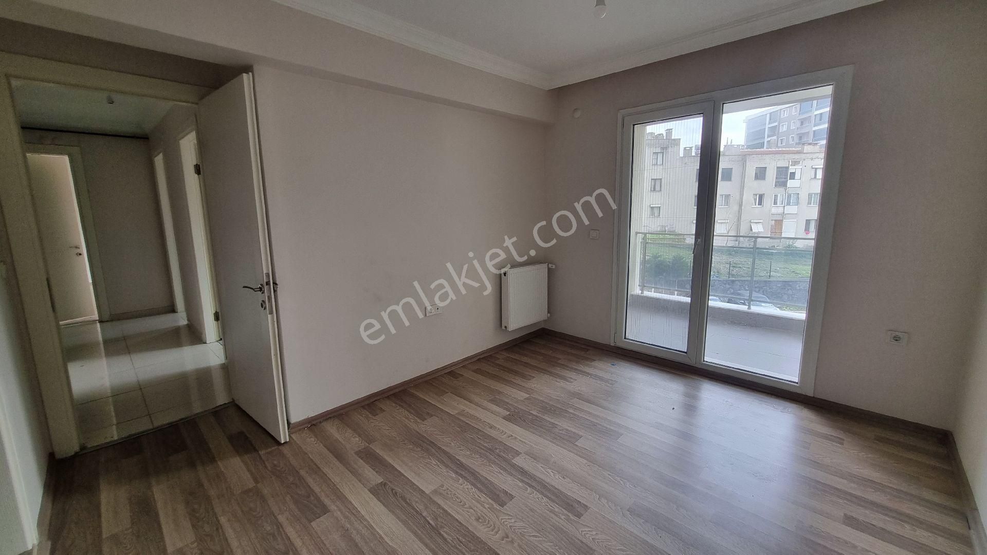 Menemen Yüzme Havuzlu Güvenlikli Sitede Ara Kat 2+1 Kiralık Daire - Görsel 32