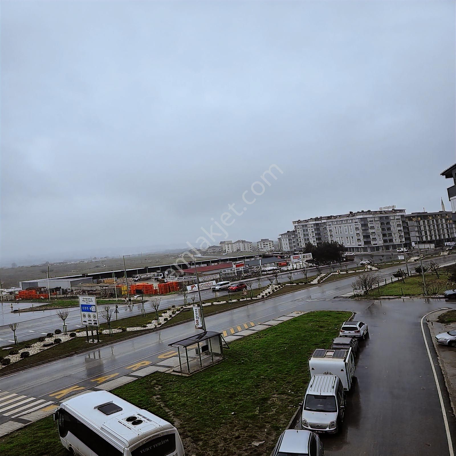 Tepe Mevki 2+1 Çok Güzel Konumda Yatırıma Uygun Kredi İmkanlı - Görsel 11