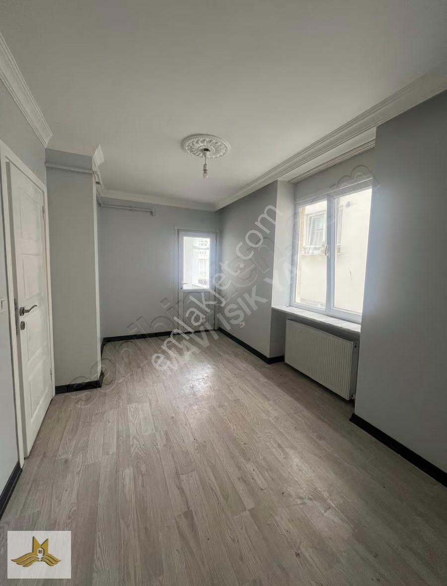 Merkezi Konumda Caddeye Yakın 2+1 Kiralık Arakat Daire ! - Görsel 18