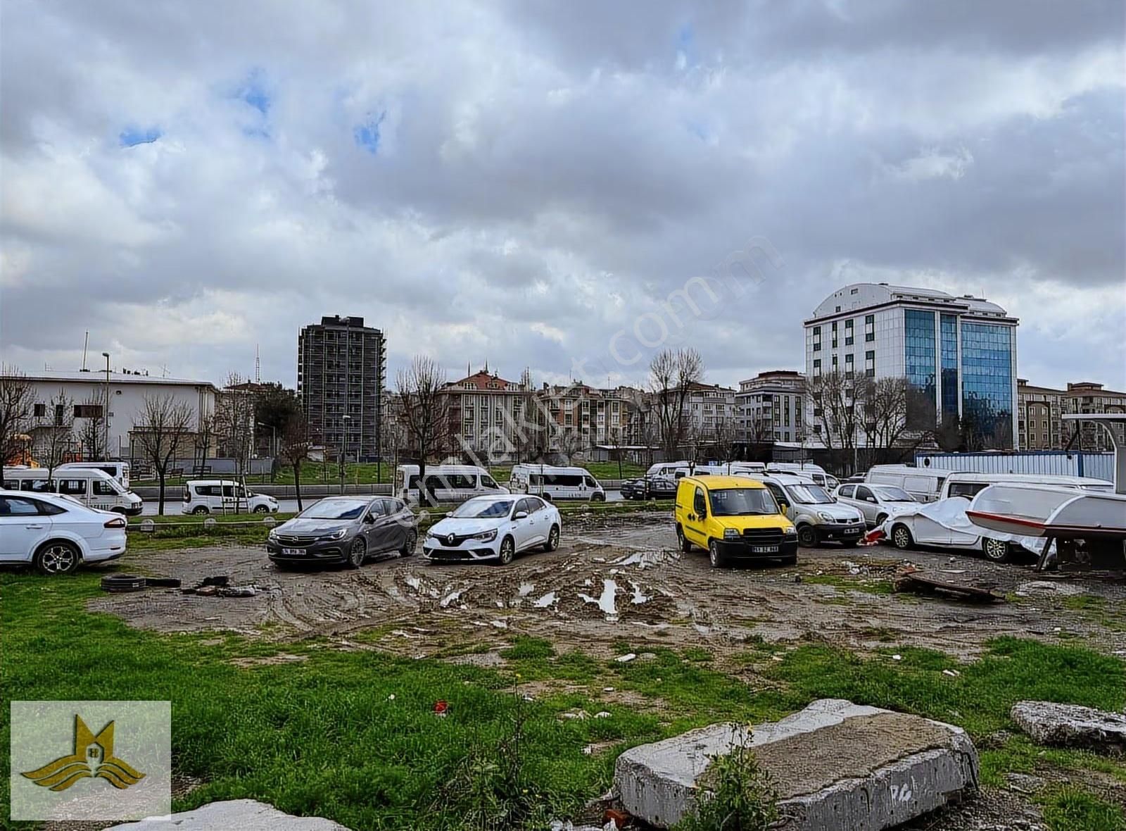 Bahçelievler Devlet Hastanesinin Arkasında 260 M2 İmarlı Arsa !! - Görsel 2