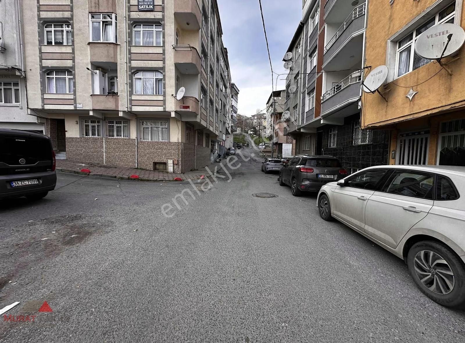 Murat Emlak'tan Kücükköy Yeni Mah.caddeye Paralel Y.giriş Daire