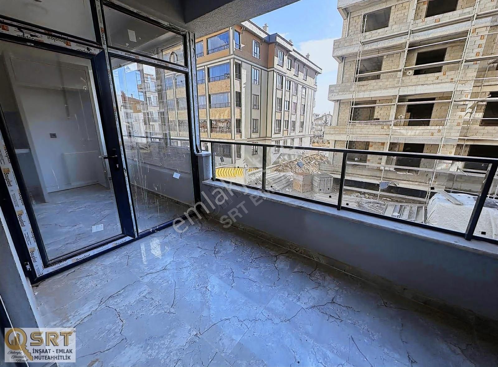 Akşemsettin'de Yüksek Giriş 3+1 Sıfır Daire,kapalı Otoparklı - Görsel 24