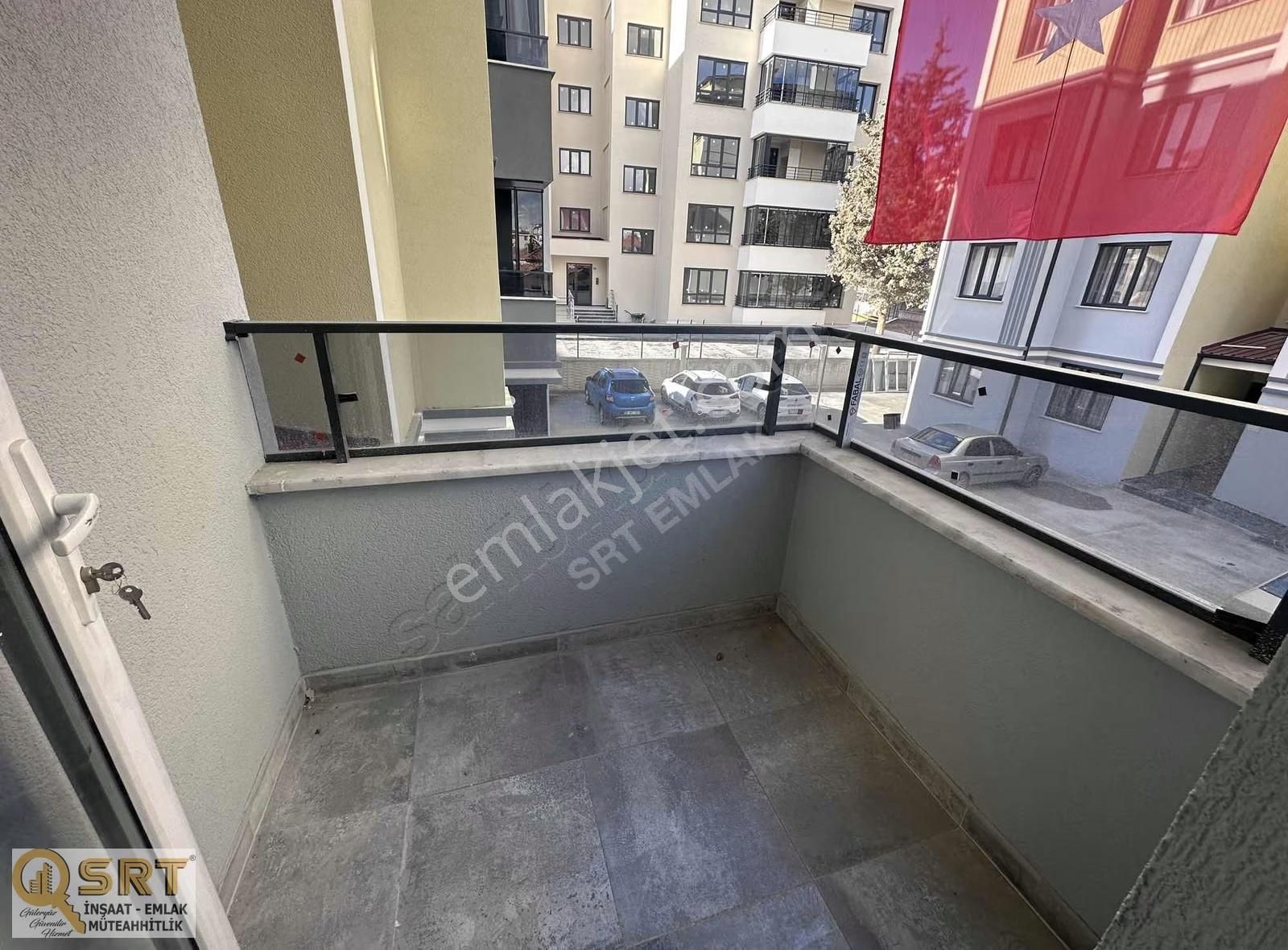 Akşemsettin'de Yüksek Giriş 3+1 Sıfır Daire,kapalı Otoparklı - Görsel 4