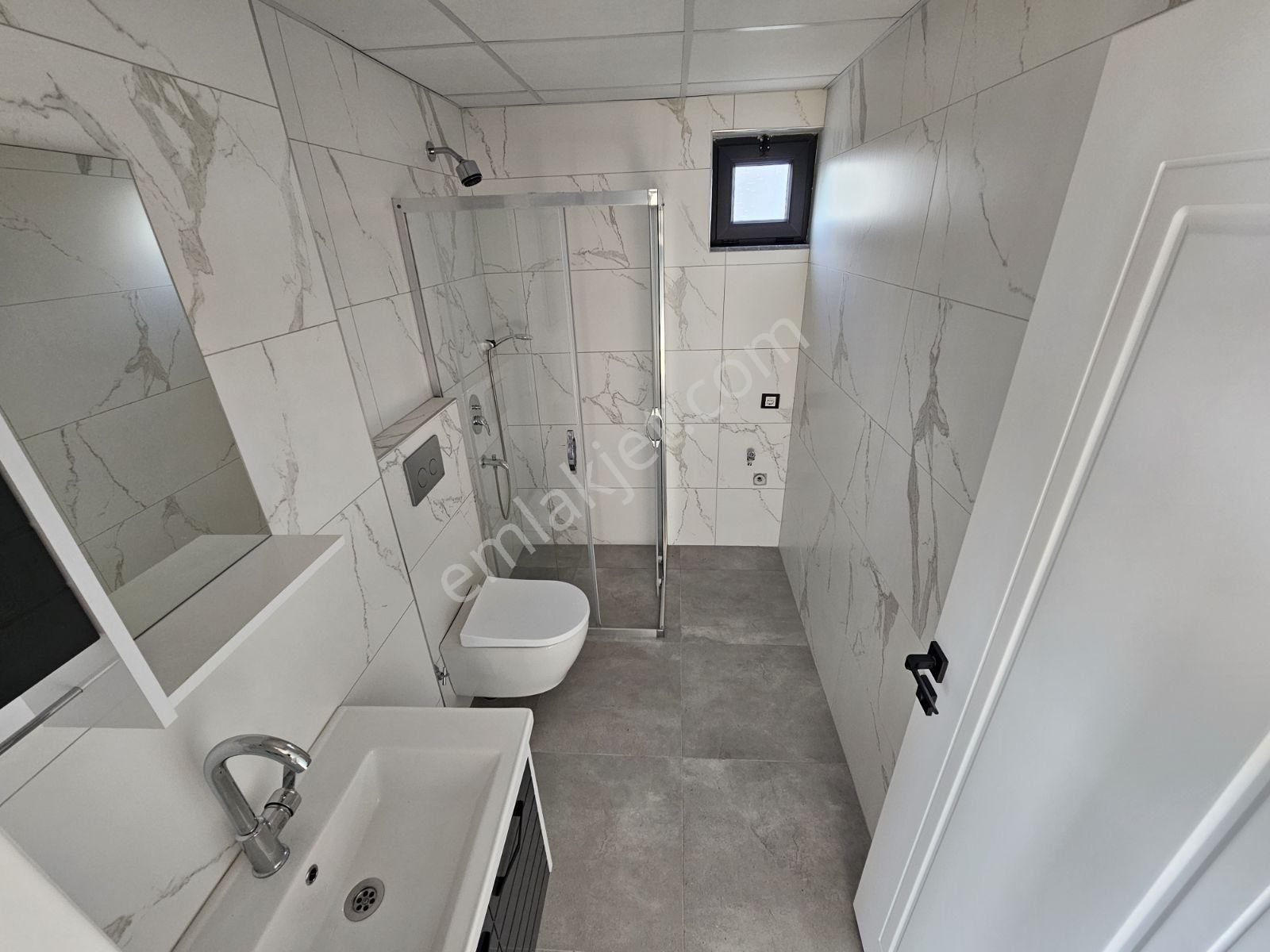 Körfez De Merkezi Konumda Satılık 1+1 Fırsat Daire - Görsel 4